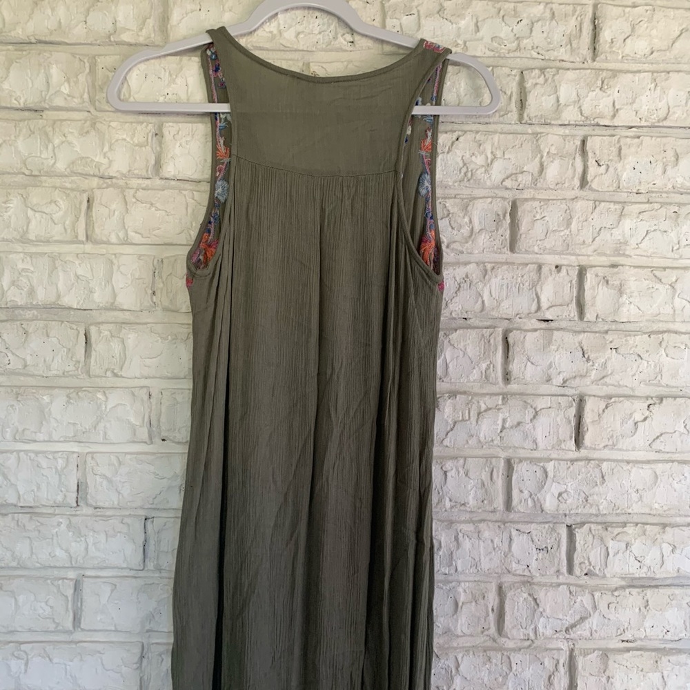 Army green maxi with detail and pockets